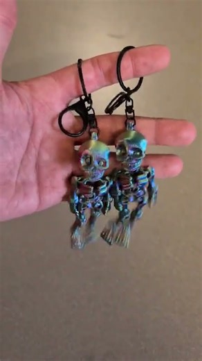 🦴 Groovy 3D Printed Skeleton Keychains | Multicolor Mini Bones That Move!