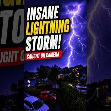 Insane Lightning Storm Over Mansfield ⚡ Massive Thunderstorm Caught on Camera
