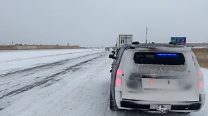 🚨 Wyoming Highway Patrol Update 🚨 Over the last 36 hours, our Troopers have investigated 86 crashes and assisted 93 stranded motorists amidst the ongoing winter storm. Please prioritize safety: 🚗 Slow down 🔒 Buckle up 👀 Be cautious Let's ensure a safe holiday weekend on Wyoming roads. #DriveSafe #WinterSafety #WyomingHighwayPatrol | Wyoming Highway Patrol
