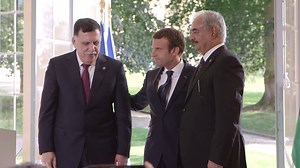 Le dialogue pour la paix en Libye. Retour sur une journée d'échanges avec Fayez Sarraj et Khalifa Hafter pour dépasser les divisions. | Emmanuel Macron