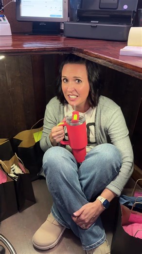 If I don’t see them… they don’t see me 🫣✨ #tfd #thefreckleddoor #porchgoose #liveday #boutiqueowner