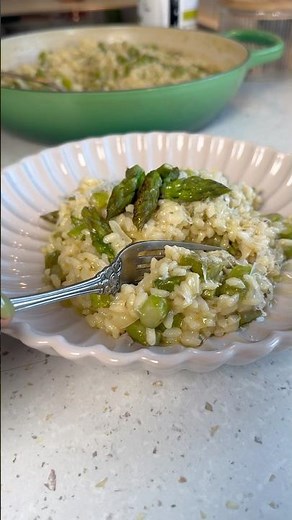 Asparagus risotto recipe 🤤👌🏽. #greenasparagus #foodblogger_de #risotto