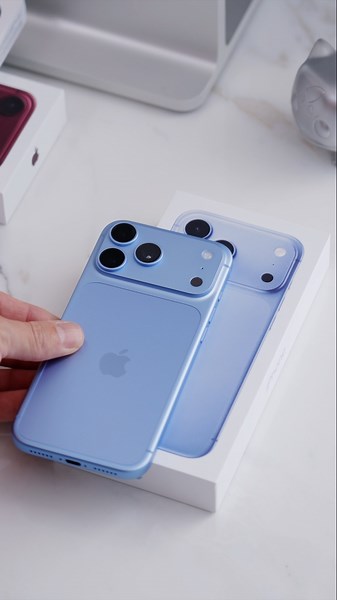 iPhone 18 Pro Max UNBOXING - GLACIER