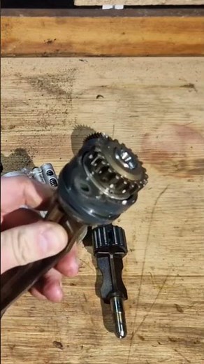 Removing balance shafts from an Audi A5 1.8 TFSI