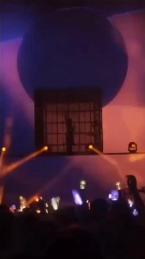 Ado, "Stay Gold" live, London, Hibana world tour Ado live #ado #adolive #hibana #staygold