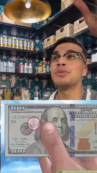 Catching a fake $100 bill ✋💵 #shorts