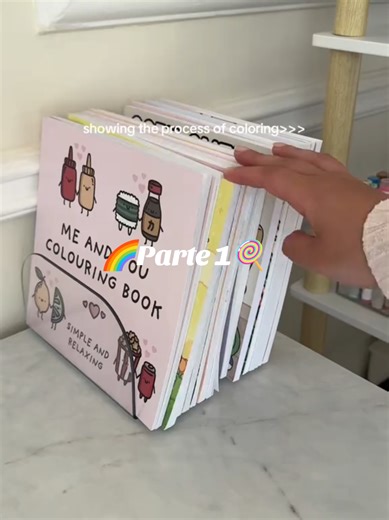 Reglas Extrañas de Mi Colegio: Un Storytime Colorido