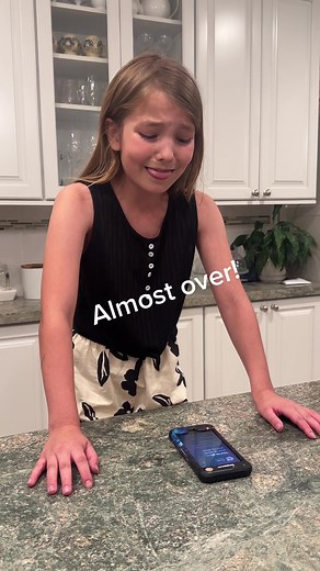 0ne breath challenge - 30th by @BILLIE EILISH by 10 year old #onebreathchallenge #singingchallenge #billieeilish