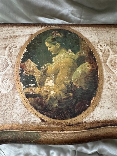 Italian Florentine Jewelry Music Box, Wood-crafted. the Portrayal Encapsulates a Vintage Essence, Representing a Bygone Era. - Etsy