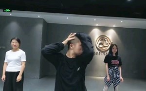 Teddi's waacking class 丨Could it be magic