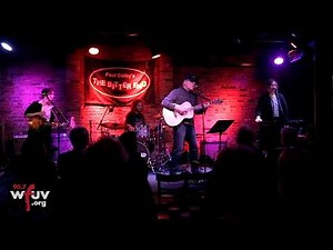 The New Pornographers - "Votive" (Live at The Bitter End)