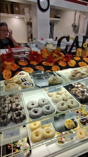 This Amish Donut Was WAY Better Than I Expected 😳