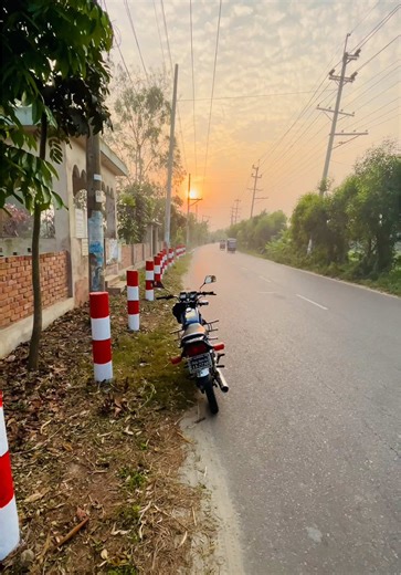 Exploring the Yamaha RXS115 Motorcycle in Japan