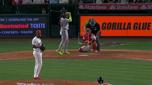 This might be the craziest overlay I've seen. These pitches ended up like 3 feet apart