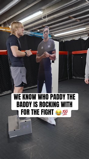 Who you got winning? 🔥👀 #paddythebaddy #anthonyjoshua #sports #funny | paddythebaddy