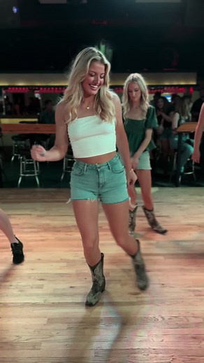 Bunny Hop Dance at Electric Cowboy | Arkansas Line Dancing Fun