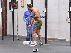 Still is Mop 32kg =)) 🧹😁 #anatoly #cleaner #gym #fitness #prank | Anatozy Offical