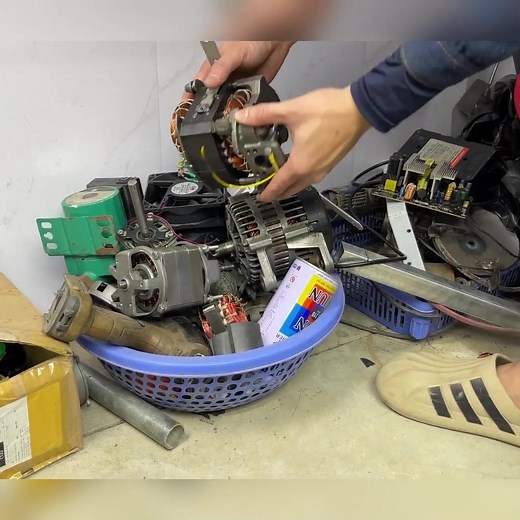 Exploring the Secrets Inside an Old Car Alternator