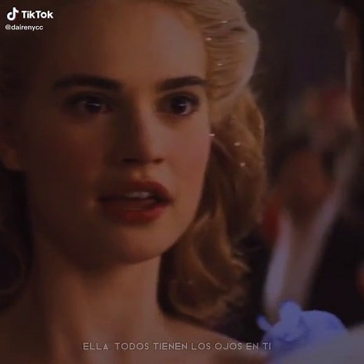 Baile de Cenicienta: Vals en medio de la noche