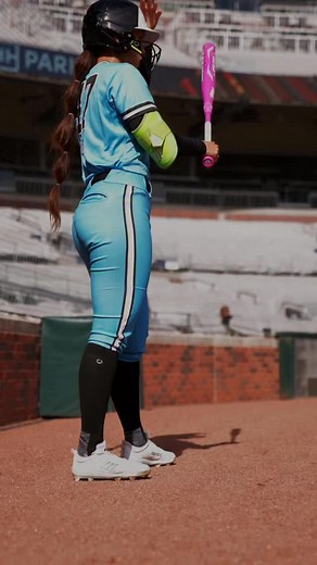 On deck with Mo Mo🔥 | Marucci Fastpitch