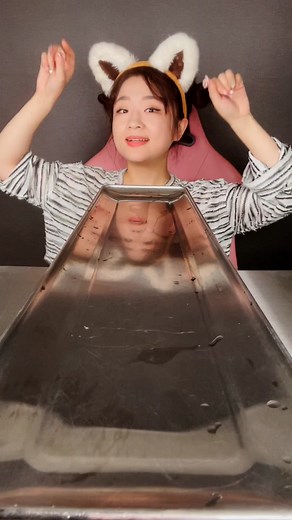 8시.. 가장 배고플시간 짜계치… 참을 수 있으십니까..? 같이 살찝시다…👄유후~! #틱톡푸드 #틱톡먹방 #돼끼 #이건어떤맛일까