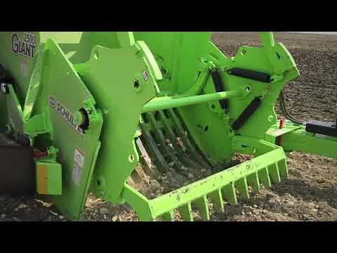 Schulte 2500 Giant Rock/Stone Picker in Saskatchewan