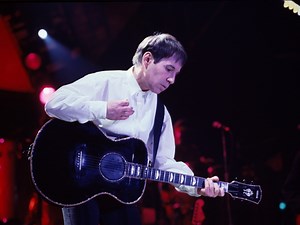 In Restless Dreams: The Music of Paul Simon - Apple TV