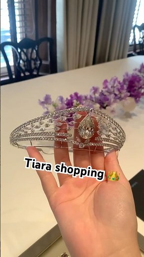 Some gems at Sotheby’s 👑 | #tiara #fashionhistory #royalfamily