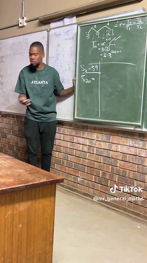 Understanding Geometric Sequences in Mathematics