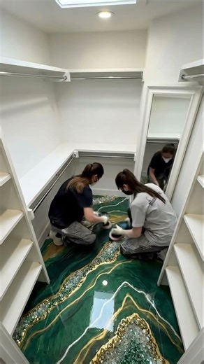 Realistic Geode Resin Floor Art (Emerald & Gold) ✨