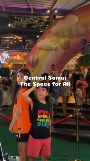 A collection of memorable moments from International Balloon Festival 2025🦖🎈 Colors, smiles, and joyful moments captured in one frame. #CentralSamui #balloonsfest | Central Samui