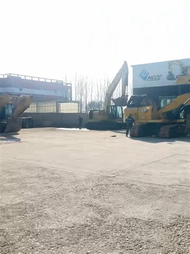 We are dedicated to ensuring the quality of every export and to serving every customer with utmost care. #excavator #caterpillar #heavymachinery #constructionequipment #Liugong