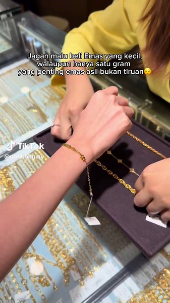 Poh Kong: Emas Asli dan Harga Tinggi!