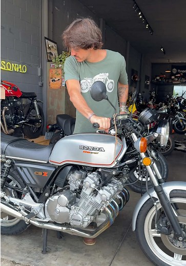 Honda CBX 1050: Moto Clássica de 1979 à Venda