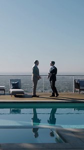 Willkommen in LA! 🌴 In „Suits LA“ startet Ex-Staatsanwalt Ted Black neu durch – und vertritt die mächtigsten Mandanten der Stadt. Neue Gesichter übernehmen das Spielfeld, doch auch alte Bekannte aus der legendären New Yorker Kanzlei lassen nicht lange auf sich warten. 👀 Intrigen, Machtspiele und harte Entscheidungen bestimmen den Alltag. Hier gewinnt nur, wer Stil und Strategie perfekt beherrscht. 👔 Streame „Suits LA“ ab sofort exklusiv bei MagentaTV . #MagentaTV #MagentaTVplus #Exclusive #Su