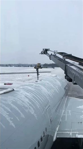 Aircraft Preparation for Winter Flight | Aircraft Deicing