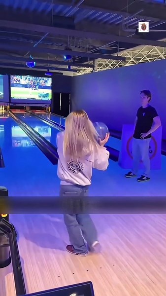 Why Do Some Bowling Balls Have a Handle Instead of Finger Holes😱