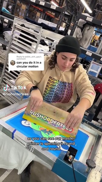 The Best Screen Printing Techniques for Custom T-Shirts