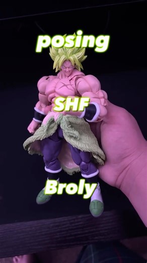 Posing SHF broly!!!! #actionfigures #fyp #foryou #shfiguarts #broly #dbs #figure