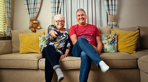 Gogglebox - Series 16: Episode 16 | Channel 4