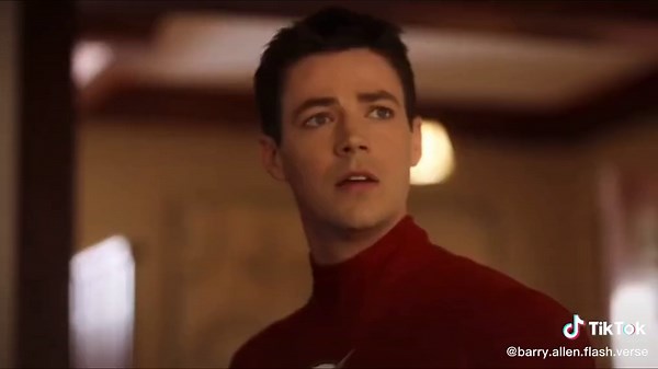 he suffered too much🥺⚡️#barryallen⚡️ #barryallen #theflash #sadbarryallen #sadedit