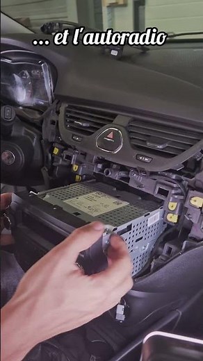 Nouvel autoradio pour Opel Corsa E et Adam