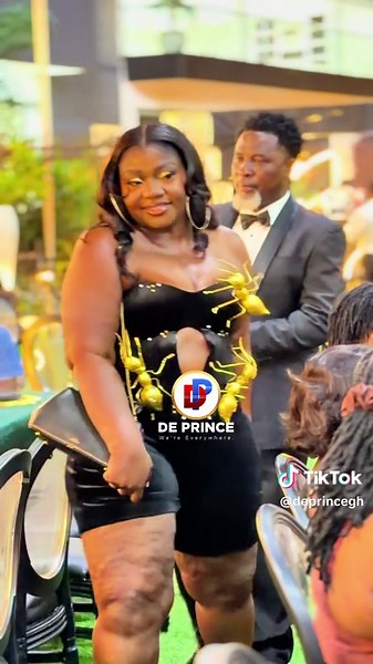 🔴 LIVE: Mama Dollars at the 🎂👑❤️ ABROKYIRE HEMAA @60 BIRTHDAY CELEBRATION ❤️👑🎂 A beautiful celebration of Abrokyire Hemaa’s 60th Birthday at the Accra Underbridge Event Center. 🥳✨ Wishing her joy, good health, love, grace, and many more blessed years ahead. 🙏🏾❤️ 📺 LIVE COVERAGE: DE PRINCE TV #MamaDollars #AbrokyireHemaaAt60 #60thBirthday #BirthdayCelebration #AccraUnderbridge