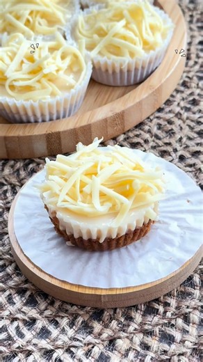 756 reactions · 245 shares | Cheesy Jelly Flan Cupcake | Dessert By Kaye'J Channel | Facebook