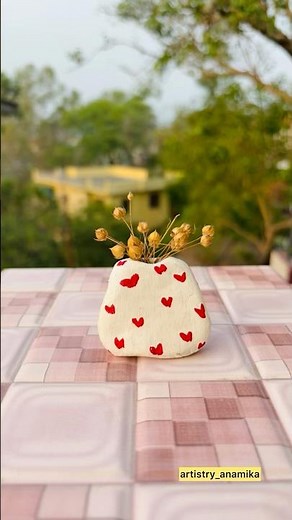 How to Make Mini Clay Planters | Cute DIY Home Decor🍁 #ytshort #diy #miniplanter