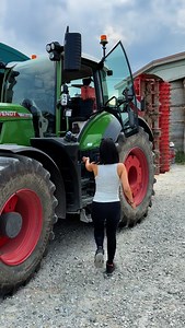 7.6K reactions · 102 shares | Working uphill⏫ #tractorgirl #farmgirl #farmer #tractordriver #fendt #heavymachinery #tractor #728 #atwork #farming #agriculture #agri #agrigirl #farmlife #tractors #hill #hillfarming #work #landwirtin #landwirtschaft #trattore #kuhn | Costanza Bertuzzi | Facebook
