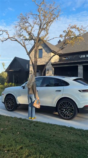 shop with me at target for @loopearplugs 🎧✨ I grabbed the Loop Quiet for flights and the Loop Switch for adjustable sound modes! All 4 options are available at @target 🎯 check the l!nk in my b!0 to find the closest Target store that sells Loop Earplugs! #Looppartner #loopearplugs #loopattarget #shopwithme #target | Kayla Gresh