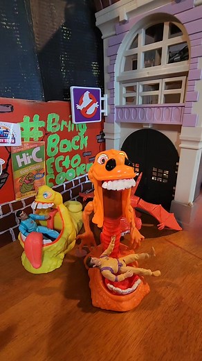 The Gooper Ghosts from the #kenner Real Ghostbusters line. #kennerrgb #kennerghostbusters #hagangonnahagan #southshoreghostbusters #ghostcorps #backofman #bustinmakesusfeelgood #listendoyousmellthat #iaintafraidofnoghost #AnswerTheCall #heslimedme #ectoplazm | South Shore Ghostbusters