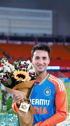 Sarfraz Khan smashed 30* runs in a single over of Abhishek Sharma.🔥 #shorts