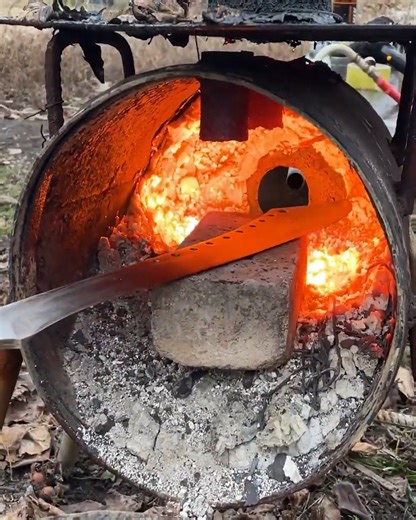 Forging a Dao Sword From Junk | DIY & Crafts USA